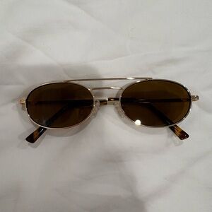 Brown wire lens sunglasses